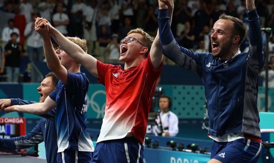 JO 2024 : Les Bleus du tennis de table décrochent une médaille de bronze historique face au Japon